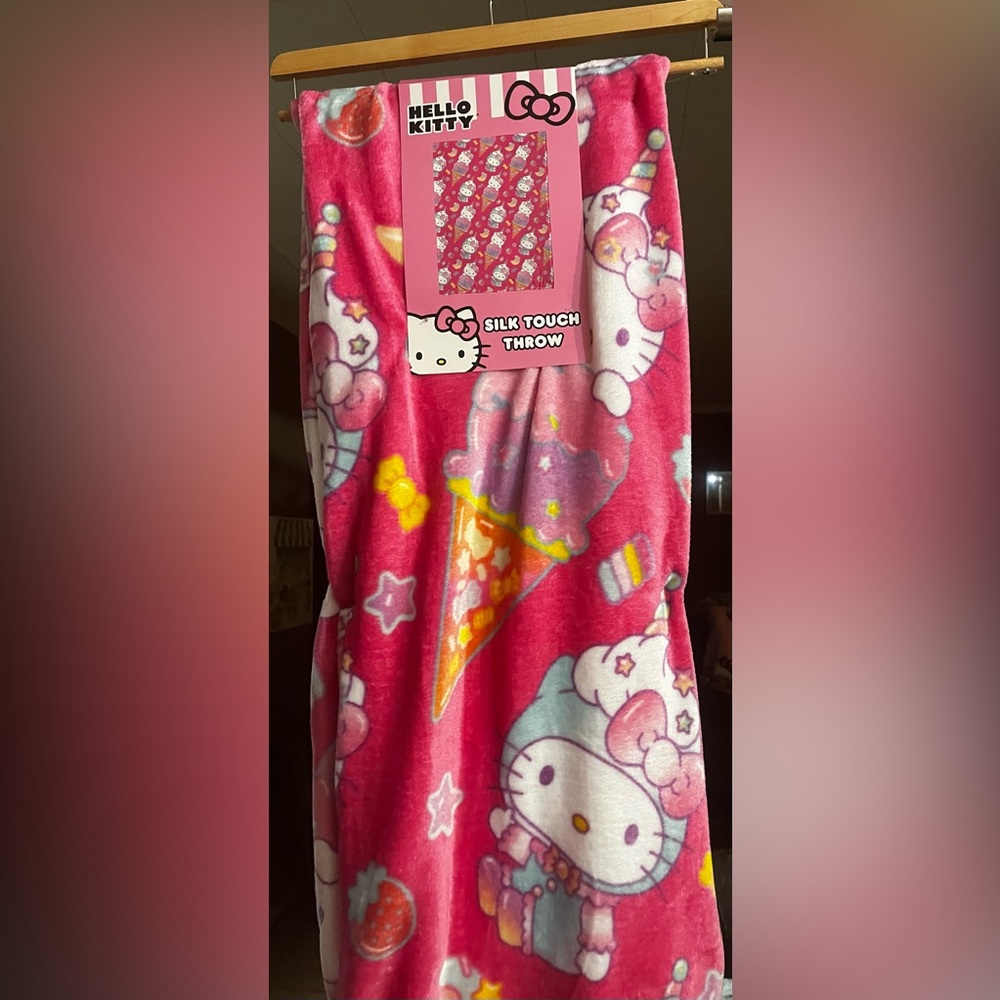 HK silk touch throw